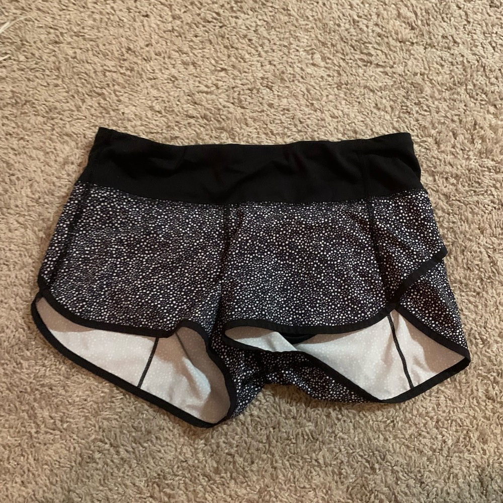 Lululemon run times shorts